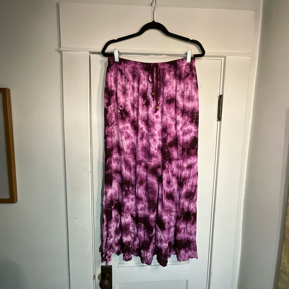 Raviya Tiered Tie Dye Maxi Skirt NWT